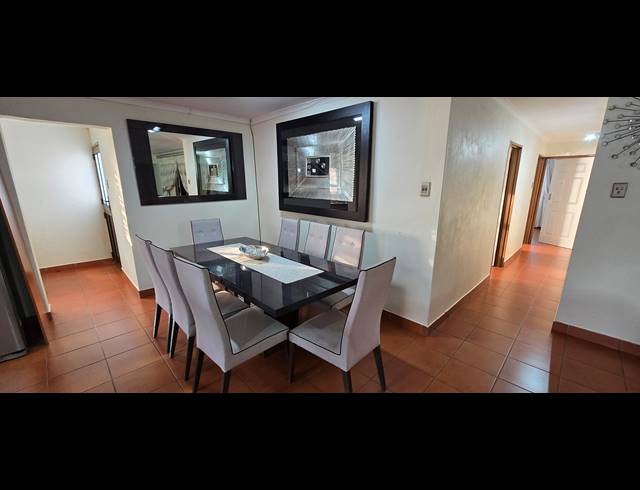 4 BEDROOM FREESTANDING FOR SALE IN BENDOR